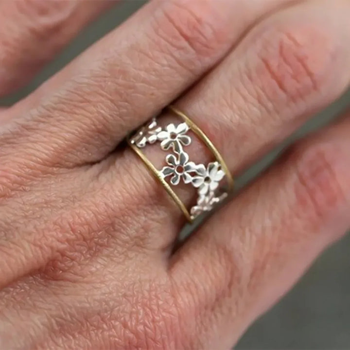 VINTAGE LAYERED THICK GOLD RING